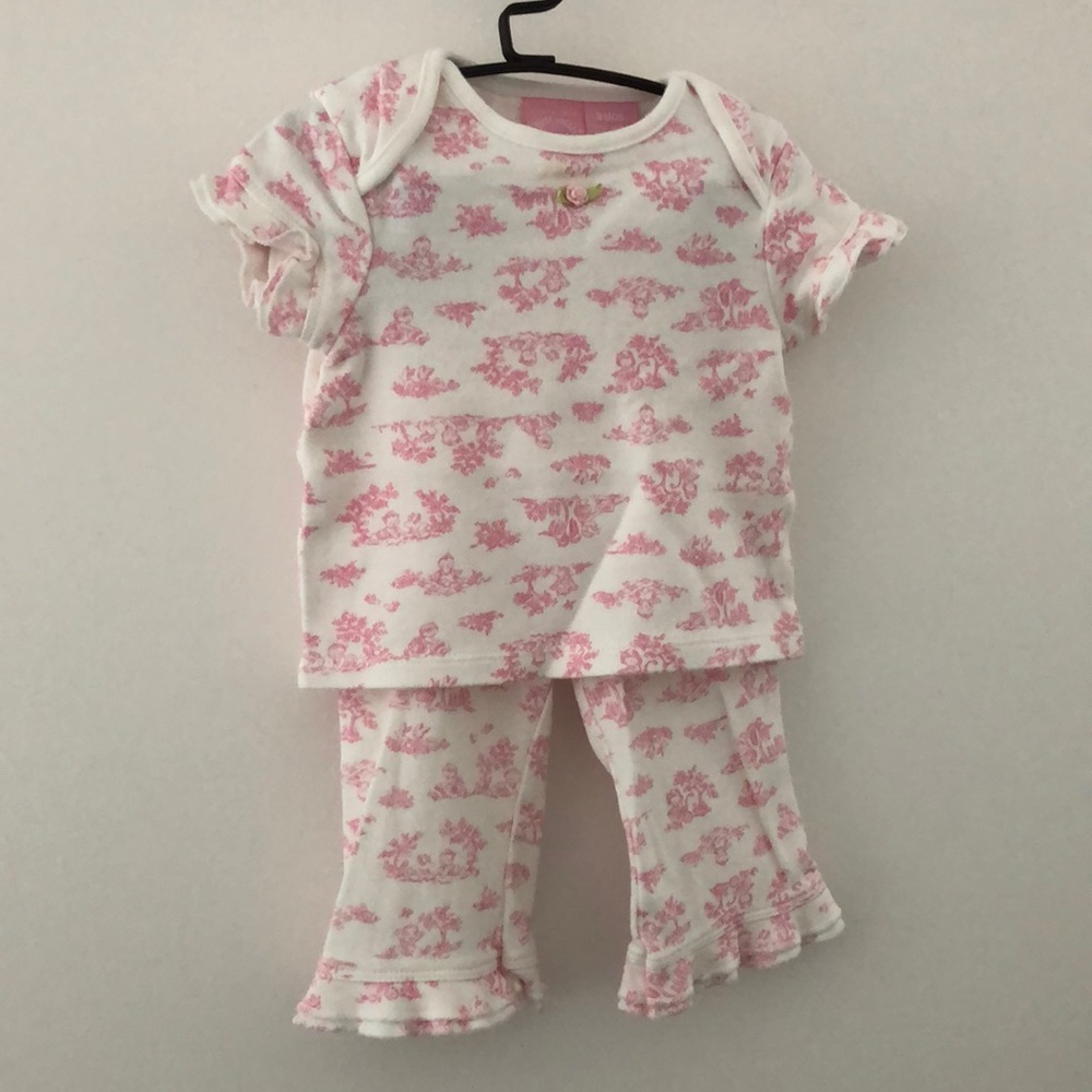 Girls 2 piece set from First Wish